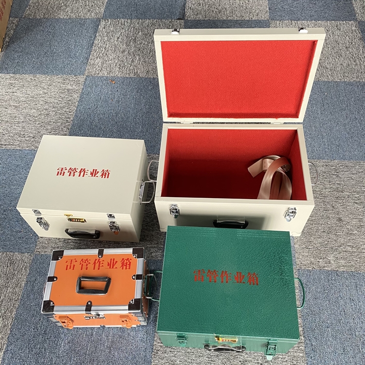 掇刀爆破工程作业箱如何选择？玻璃钢与传统材质的全面对比